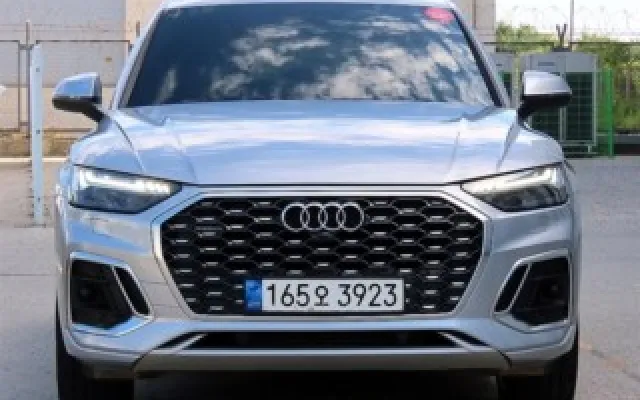 인천중고매매사이트 Q5 (FY) 45 TFSI 콰트로 프리미엄 스포트백 매물 사진 1 - 2022/06 76,314km